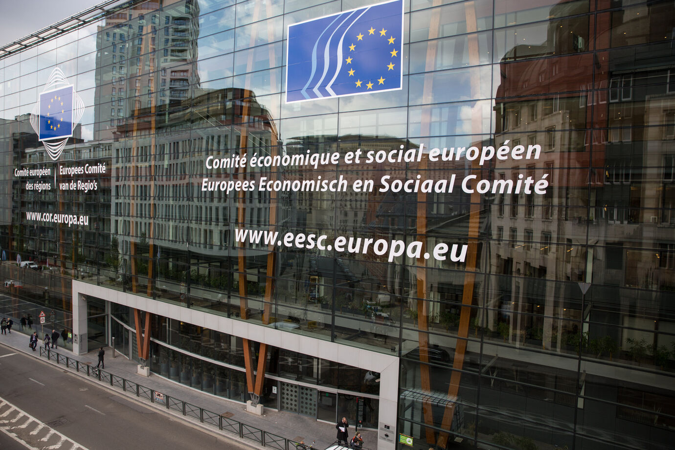 Fassade des Europäischen Wirtschafts- und Sozialausschusses