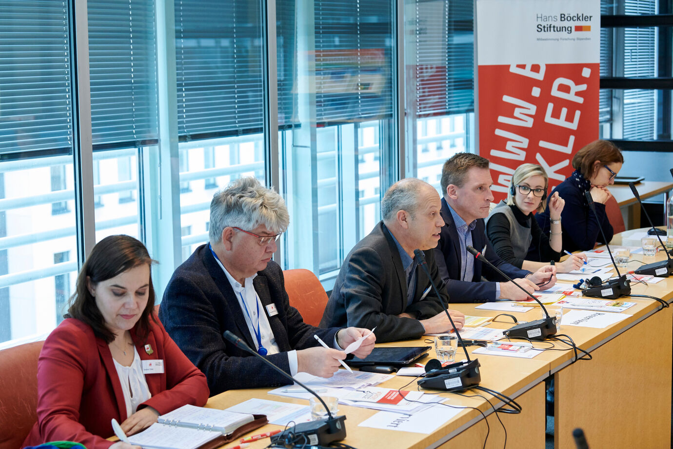 Foto Diskussionsrunde - © HorstWagner.eu