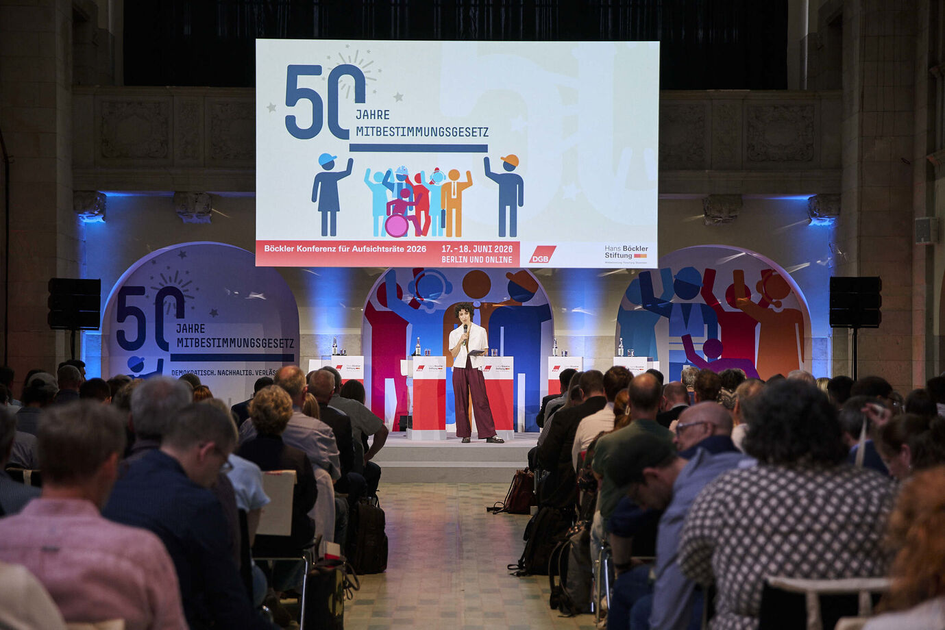 Foto vom Plenum der Böckler Konferenz für Aufsichtsräte - © Gerngross & Glowinski